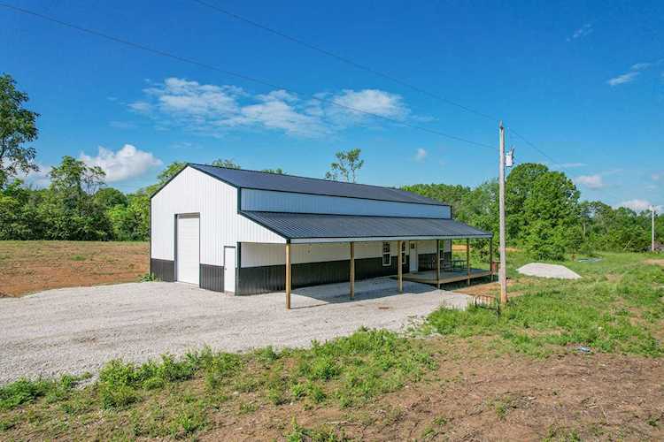 7919 Creek Rd Hartville, MO 65667