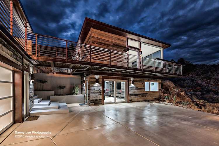 101 Mukuntuweap CIR Springdale, UT 84767