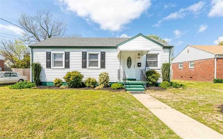 6409 Natrona Ave Norfolk, VA 23509 | MLS 10490015 Photo 1