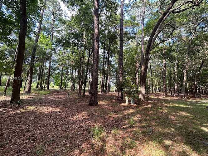 15 Masters Ct Daufuskie Island, SC 29915
