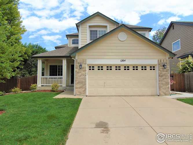1204 Ptarmigan Dr Longmont, CO 80504