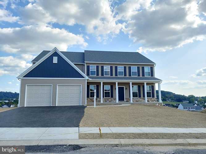 Lawrenceville Model At Eagles View York, PA 17406