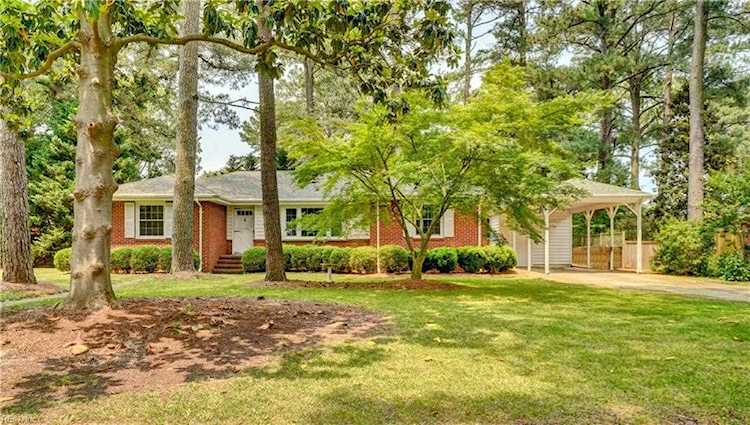 4708 Haywood Dr Portsmouth, VA 23703 | MLS 10489962 Photo 1