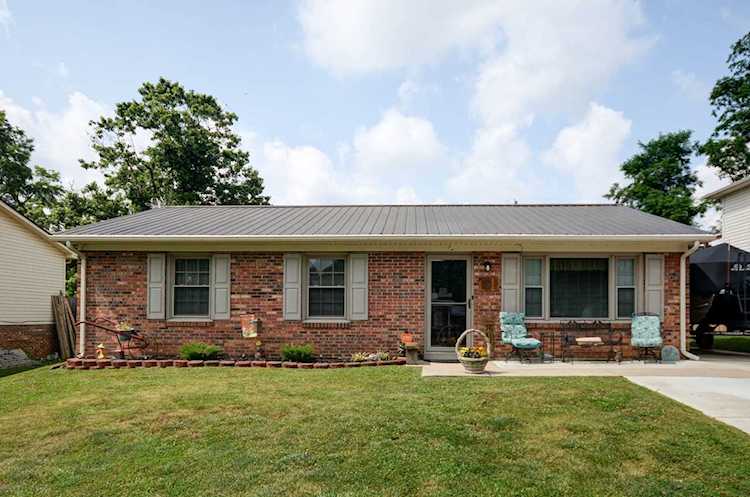 230 Holiday Rd Winchester, KY 40391 Photo 1