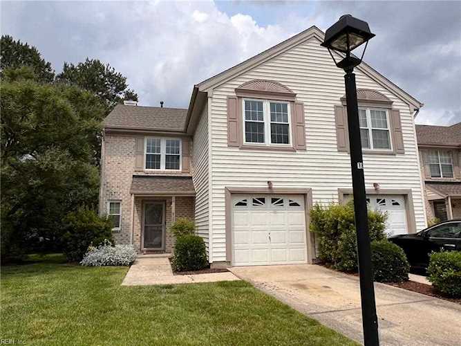 5020 Heathglen Circle Virginia Beach, VA 23456 | MLS 10489944 Photo 1