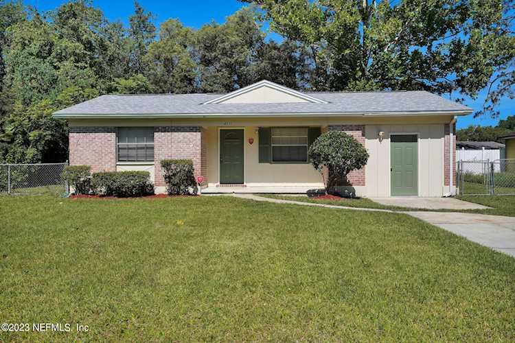 4532 Jade DR E Jacksonville, FL 32210 | MLS 1231582 Photo 1