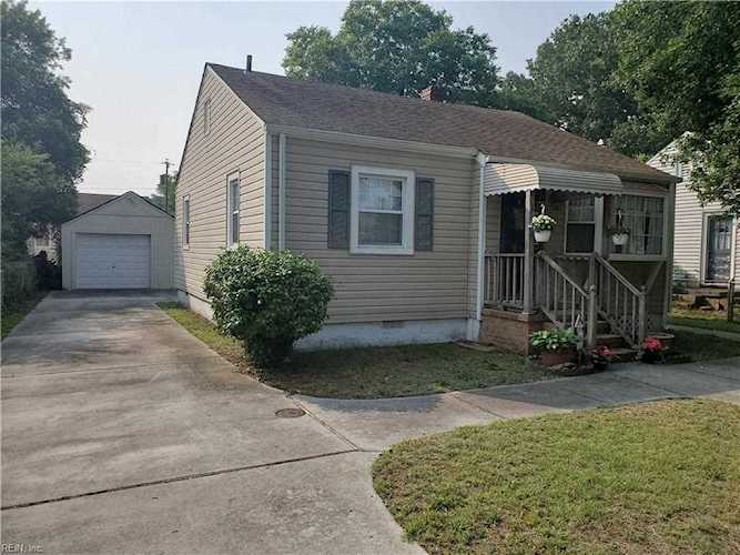 8 Stevens Place Portsmouth, VA 23702