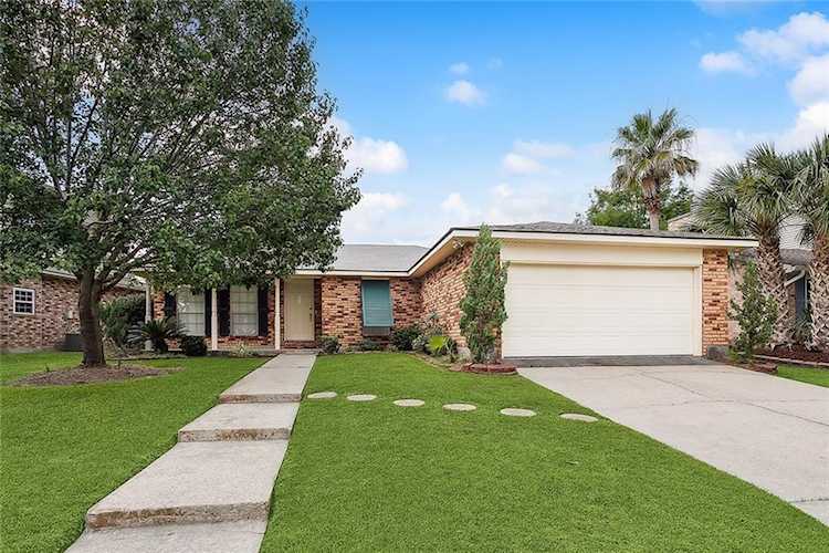 102 Chubasco Ln Slidell, LA 70458