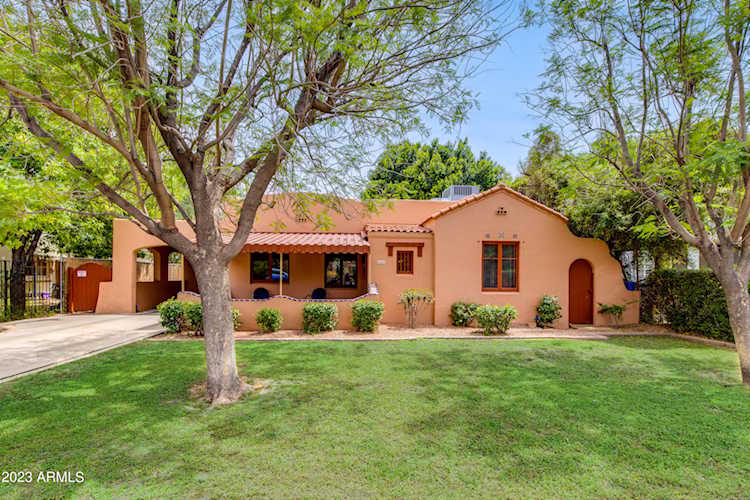 1547 E Cheery Lynn Road Phoenix, AZ 85014 | MLS 6566832 Photo 1