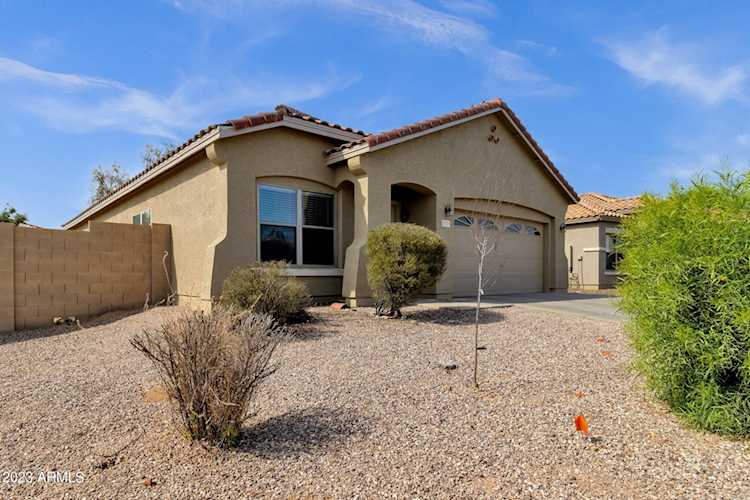 2743 W Five Mile Peak Drive San Tan Valley, AZ 85144 | MLS 6566840 Photo 1