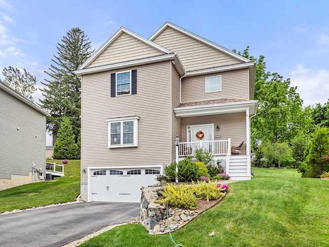 7 Empire Drive North Andover, MA 01845 | MLS 73122970 Photo 1