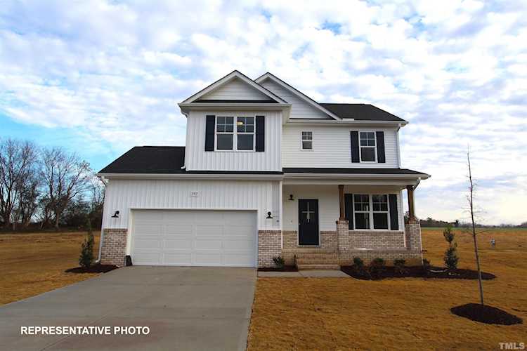 137 Sawyer Mill Drive Dunn, NC 28334
