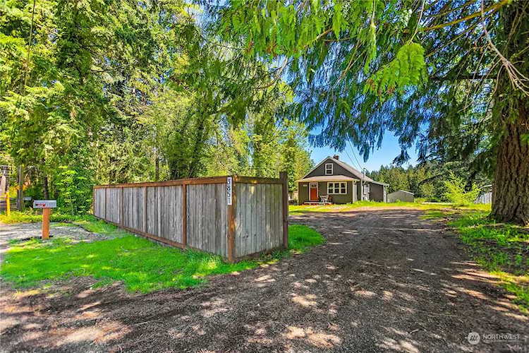 3851 Sunnyslope Rd SW Port Orchard, WA 98367 | MLS® 2125241 Photo 1
