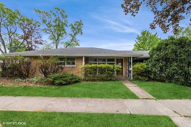 744 Park Plaine Ave Park Ridge, IL 60068