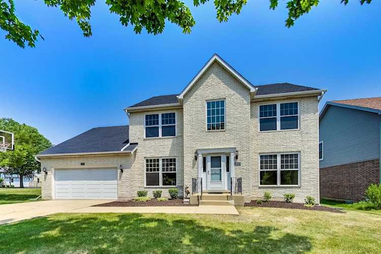 1843 N Wilson Place Arlington Heights, IL 60004 | MLS 11789052 Photo 1