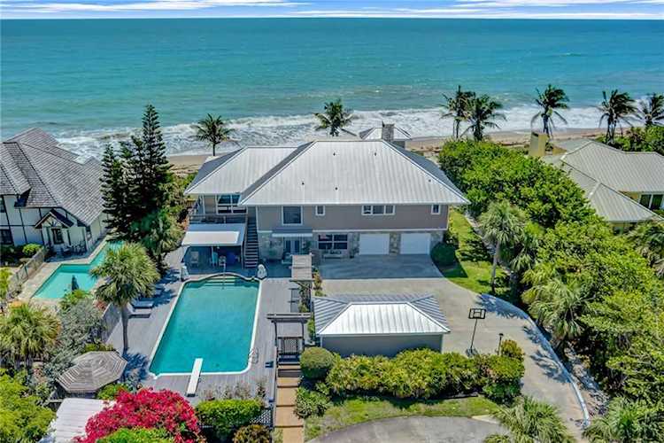 955 Pebble Ln Vero Beach, FL 32963