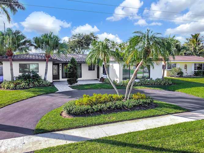 908 SE 16 Street Deerfield Beach, FL 33441