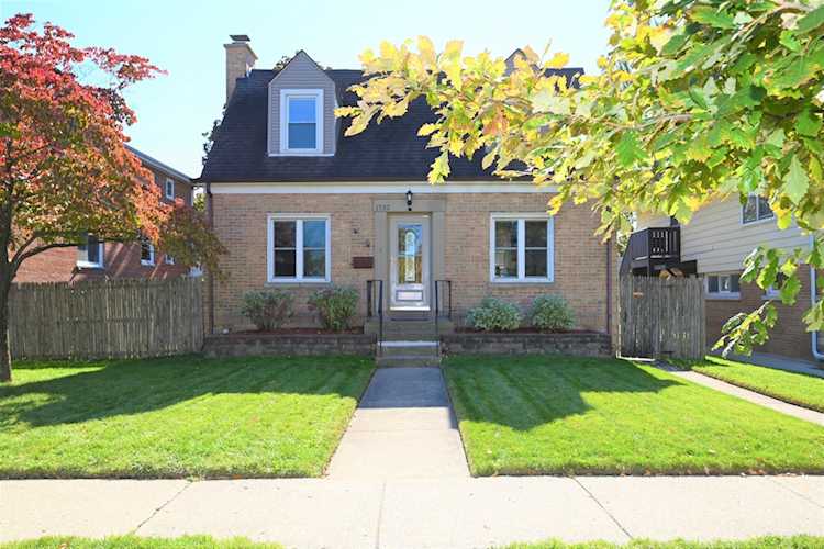1732 Main St Evanston, IL 60202 | MLS 11804737 Photo 1