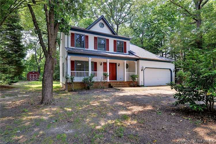 104 Palmer Ct Yorktown, VA 23692