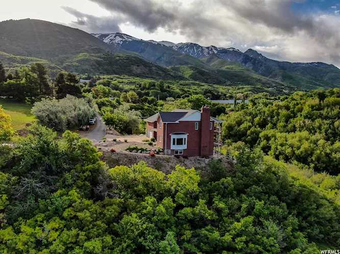 2783 N Hobbs Creek Dr E Layton, UT 84040