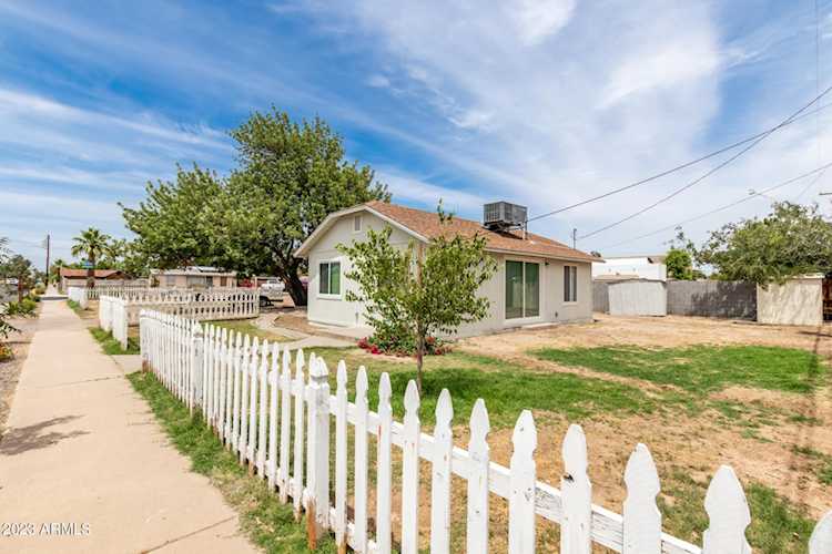 7219 N 55th Drive Glendale, AZ 85301 | MLS 6567394 Photo 1