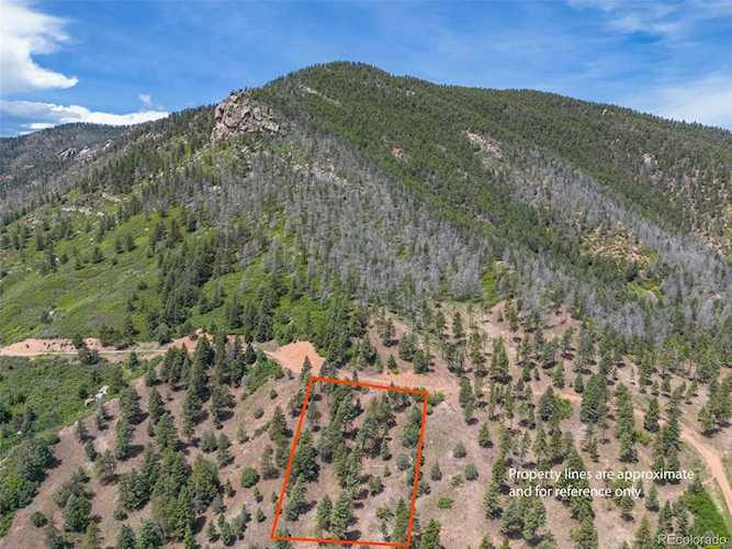 5881 Pawnee Rd Larkspur, CO 80118