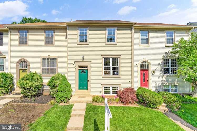 3310 Hill Haven Ct Herndon, VA 20171 | MLS VAFX2127478 Photo 1