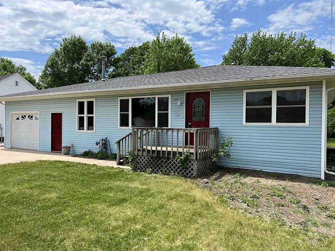 1207 L Ave Milford, IA 51351 MLS 230434