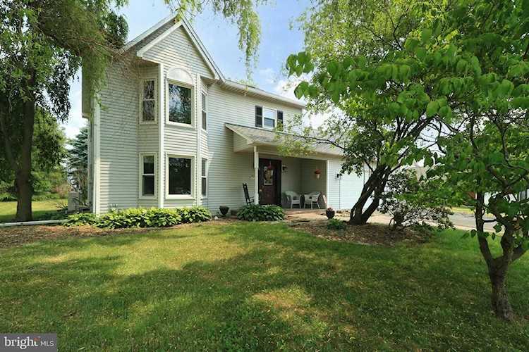 3011 Fairchild Ln State College, PA 16801 | home for sale | KBB Photo 1