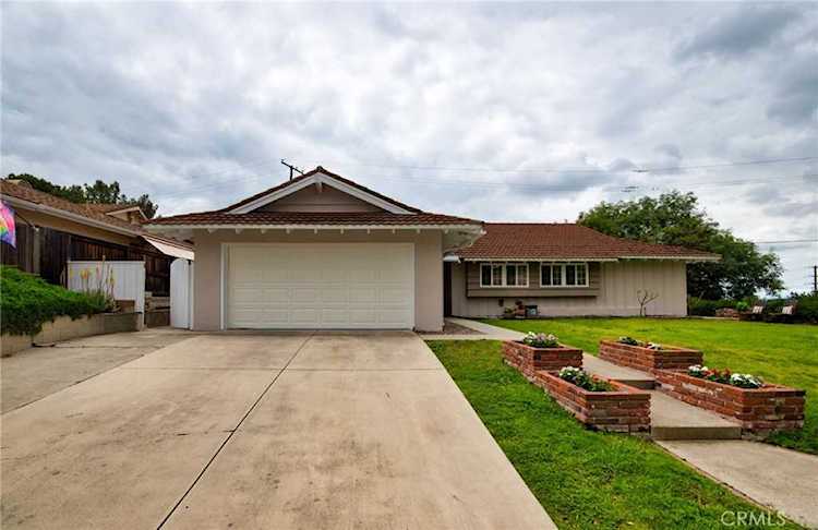 2334 Camino Recondito Fullerton, CA 92833 | MLS PW23088645 Photo 1