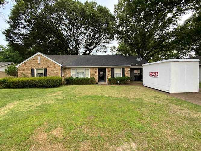 756BSearch BHHS Taliesyn homes for sale in Germantown, Collierville