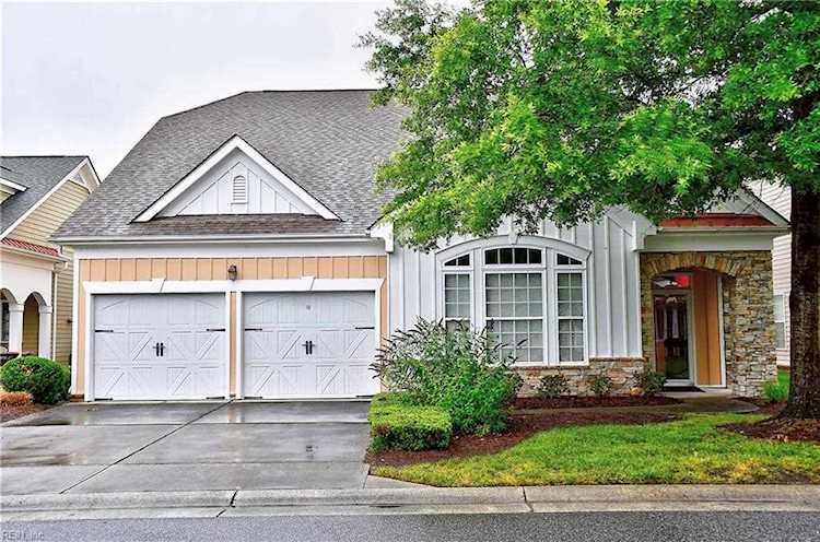 1407 Blairwood Ln Chesapeake, VA 23320 | MLS 10489190 Photo 1