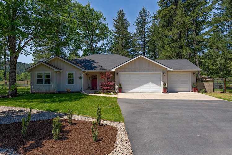 View 518 E Forks Circle with HD Pictures, Virtual Tours & Aerial Maps | MLS #220164813 Photo 1