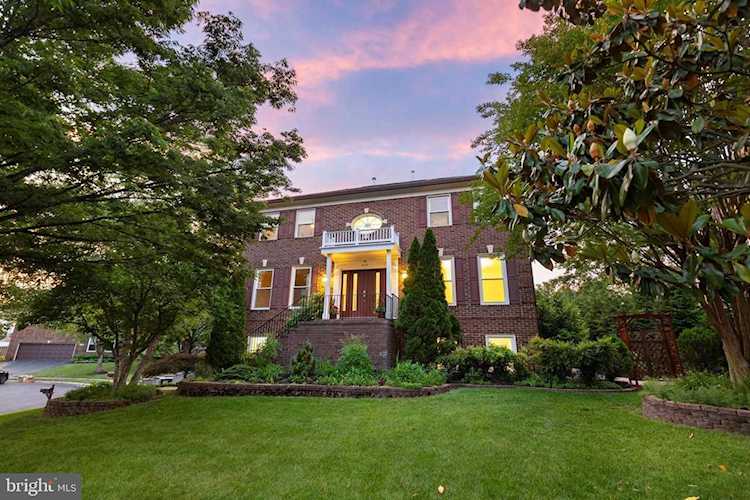 5614 Virginia Chase Dr home for sale in Centreville Photo 1
