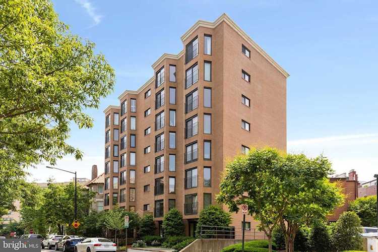2012 Wyoming Ave NW #301 Washington, DC 20009 | MLS DCDC2097206 Photo 1