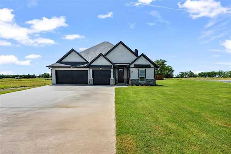 420 Austin Street Callisburg, TX 76240