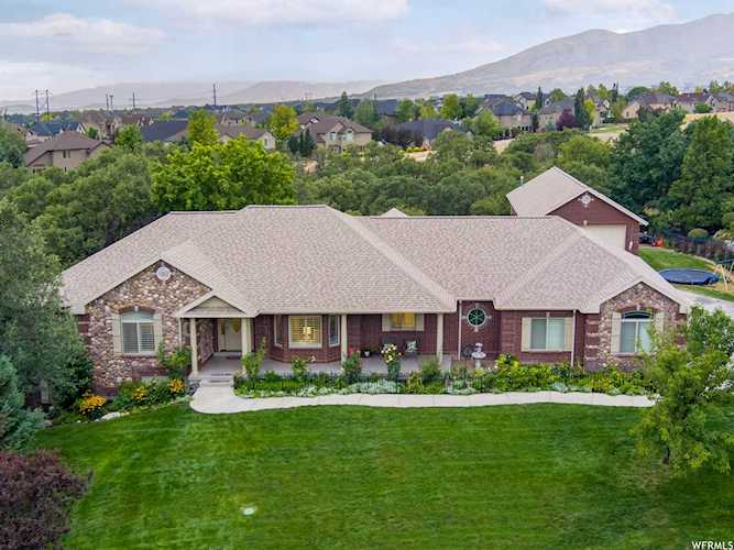 184 S Pfeifferhorn Dr Alpine, UT 84004