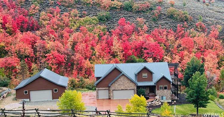 1218 N Maple Dr E Huntsville, UT 84317