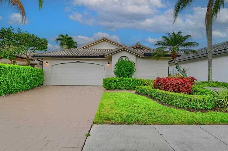 15974 Lomond Hills Trail Delray Beach, FL 33446