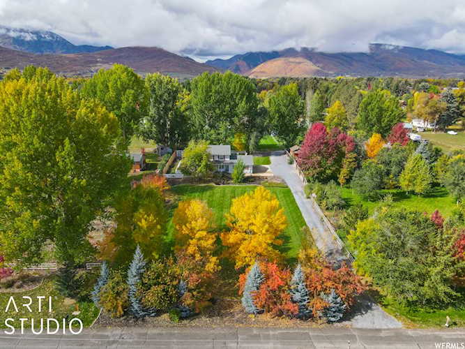 335 S 7700 E Huntsville, UT 84317