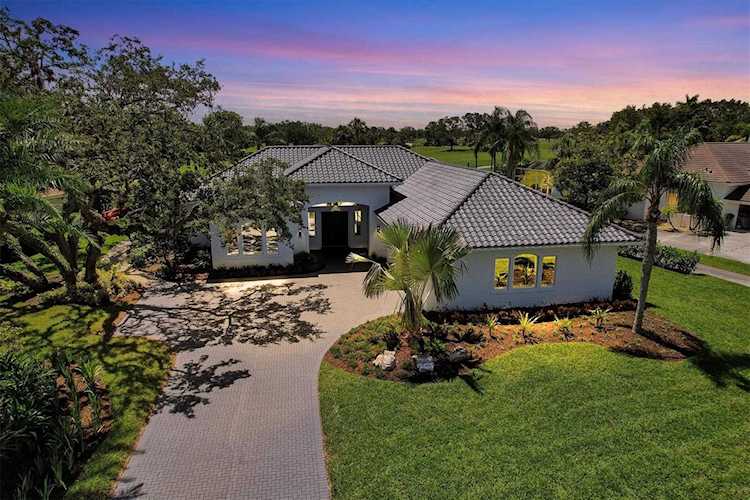 2979 Dick Wilson Dr Sarasota, FL 34240