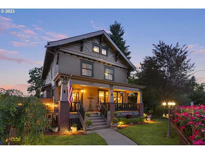 2404 H ST Vancouver, WA 98663