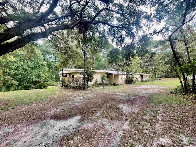 852 Otter Creek Sopchoppy, FL 32358