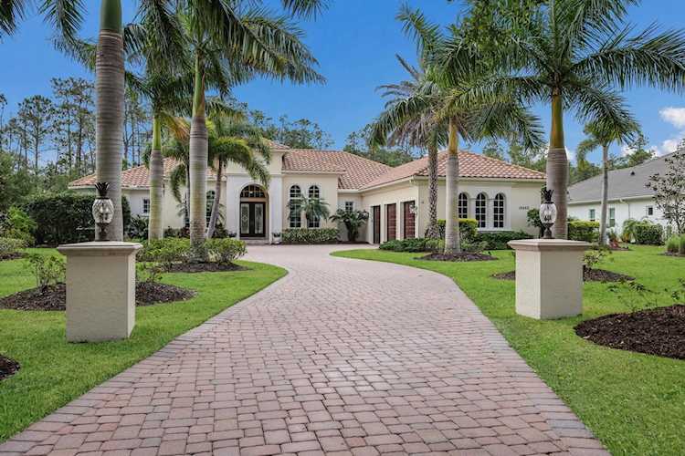 19460 Ganton Ave Bradenton, FL 34202