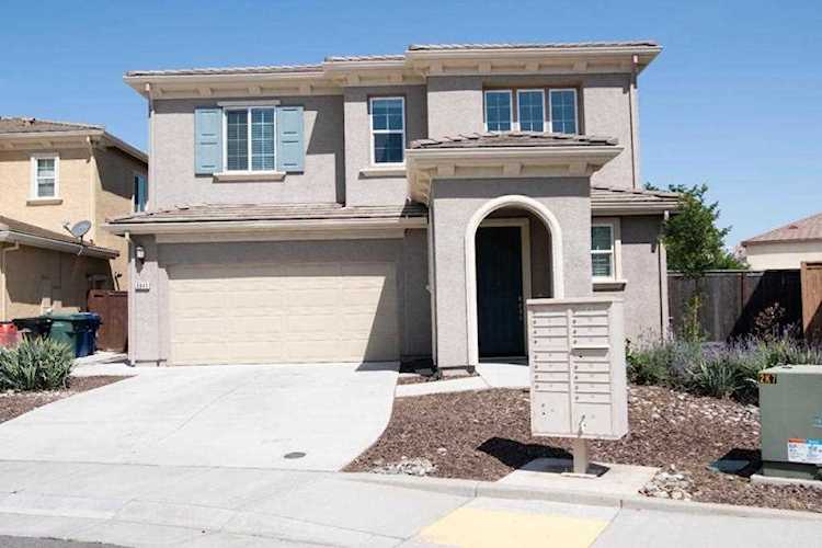 8843 Gelderland Way Sacramento, CA 95828 | MLS ML81926454 Photo 1