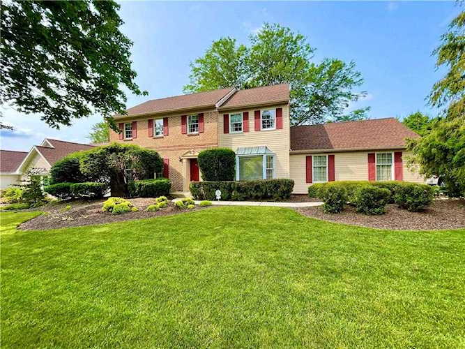 1717 Victoria Circle home for sale in Allentown, PA - Homeway Real Estate Photo 1