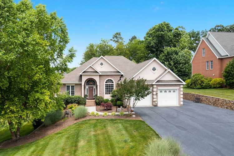 165 Butler Daleville, VA 24083