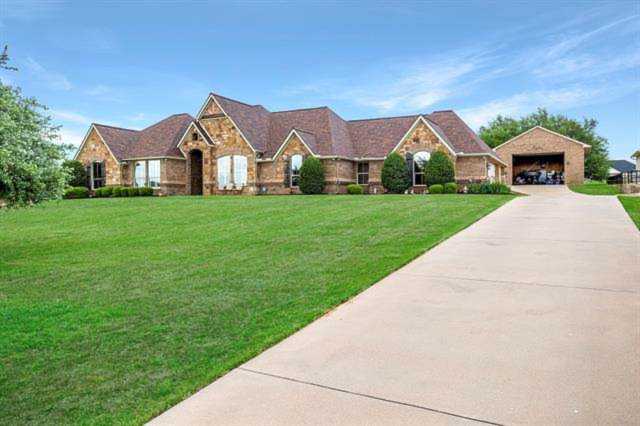 1607 Crow Creek Drive Granbury, TX 76049