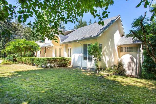 8366 Bayview Park Dr Lantzville, BC V0R 2H0