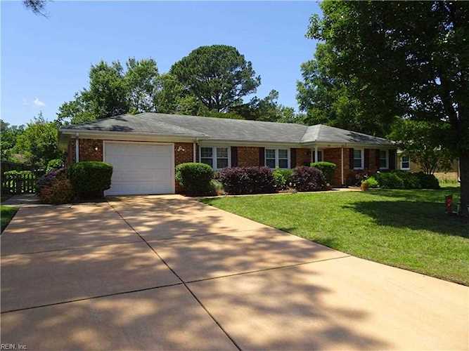 917 N Hilltop Rd Virginia Beach, VA 23454 | MLS 10489506 Photo 1